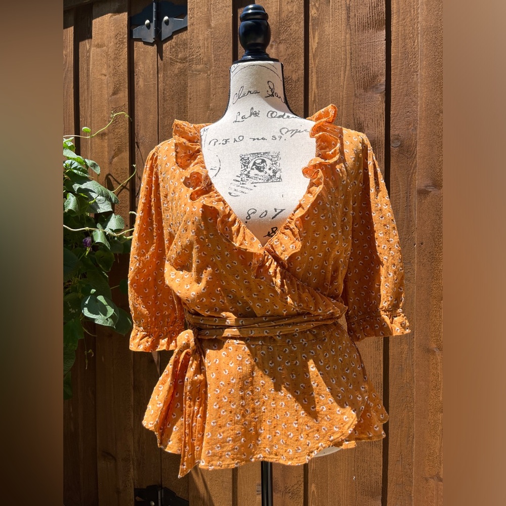 LOFT Women's Ruffled Casual Work Wrap Blouse Size L Golden Yellow EUC